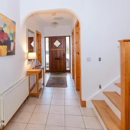 Village * Rathmullan